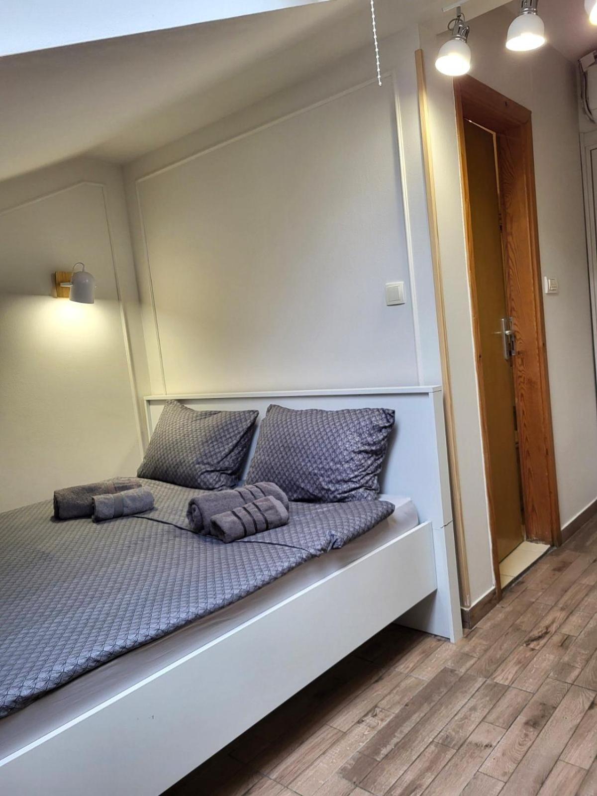 Guesthouse Ozegovic Belgrado Exterior foto