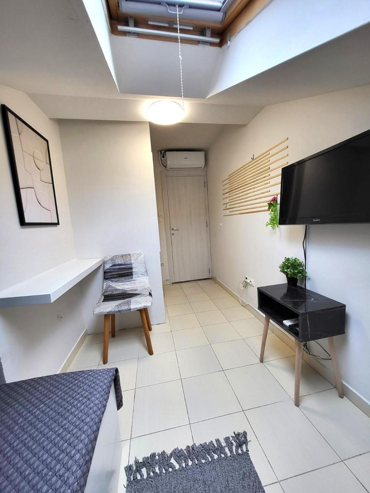Guesthouse Ozegovic Belgrado Exterior foto